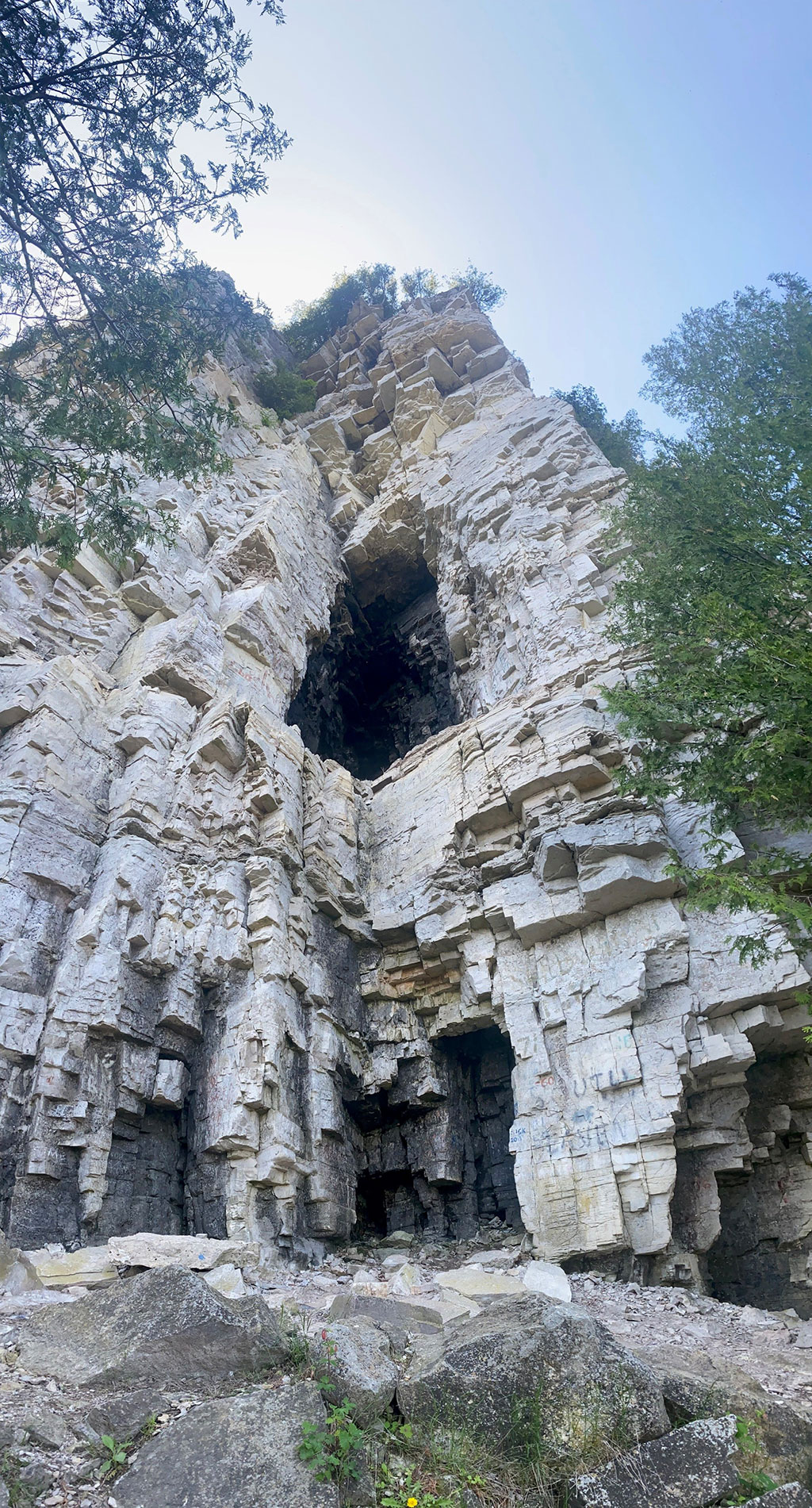 Cave of the Mounds cool rock formations