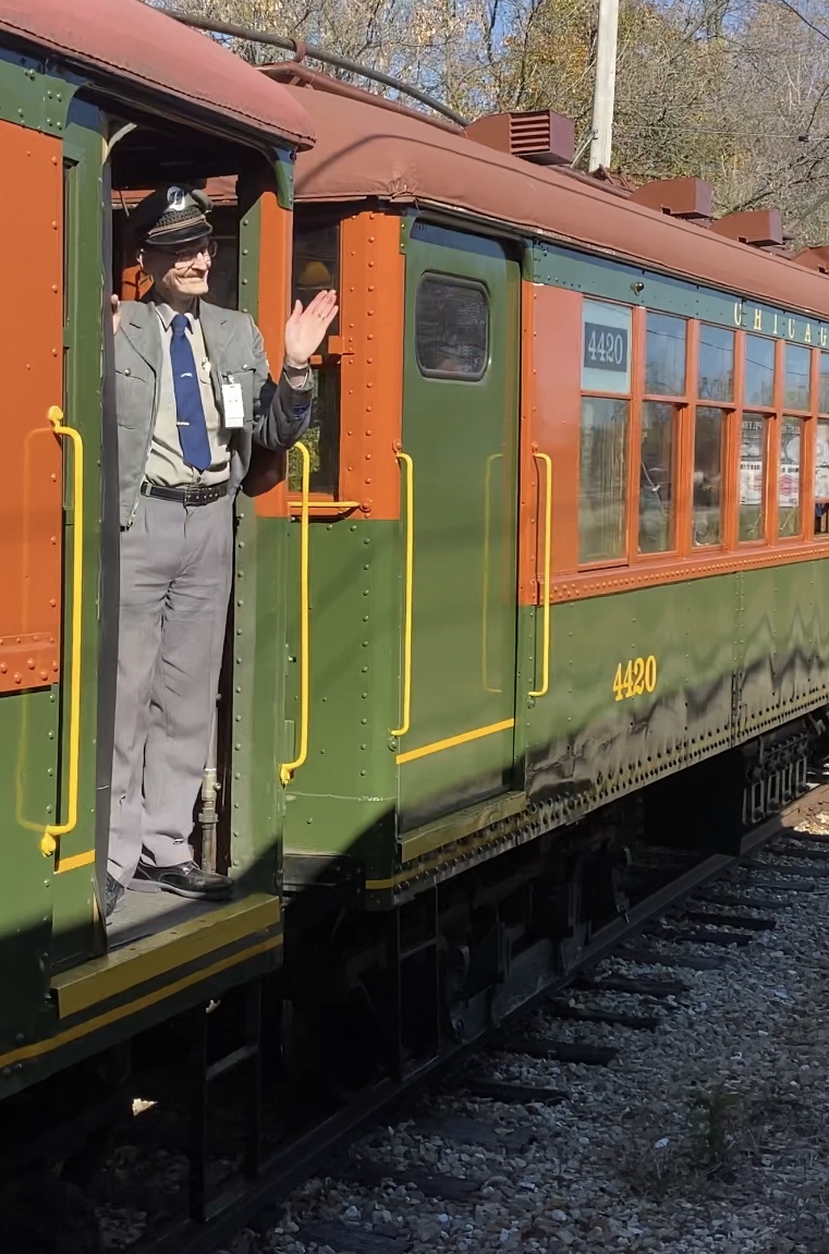 Kenosha Streetcar - History in Motion